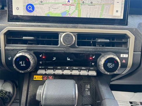 Certified 2025 Toyota Tacoma Limited image 26