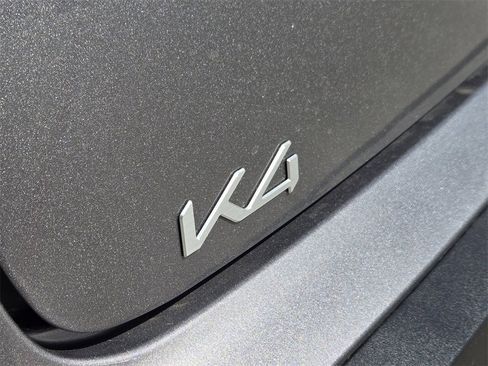 New 2026 Kia K4 LXS image 7