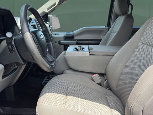 Used 2018 Ford F150 XLT AWD/4WD image 17