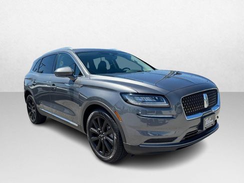 Used 2023 Lincoln Nautilus Reserve w/ Monochromatic Package AWD/4WD image 3
