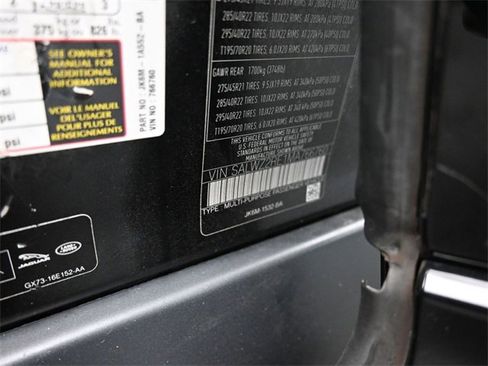 Used 2021 Land Rover Range Rover Sport SVR image 15