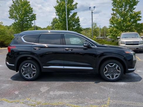 Used 2023 Hyundai Santa Fe Limited AWD/4WD image 3