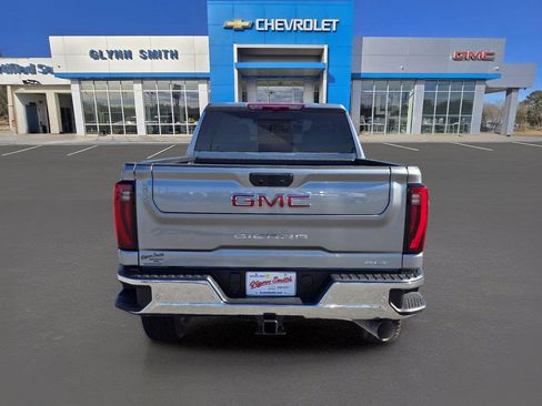 Used 2025 GMC Sierra 2500 SLT w/ SLT Convenience Package AWD/4WD image 8