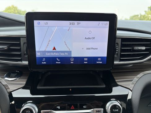 Certified 2023 Ford Explorer Limited w/ Equipment Group 301A AWD/4WD image 28