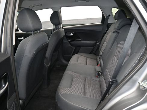 Used 2022 Kia Niro LXS image 32