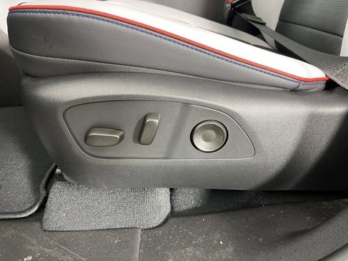 New 2025 Chevrolet Silverado EV RST image 23