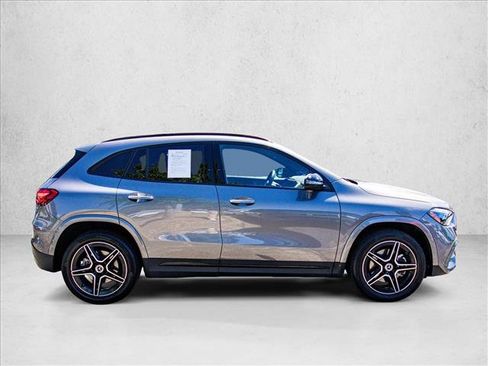 Used 2024 Mercedes-Benz GLA 250 4MATIC image 4