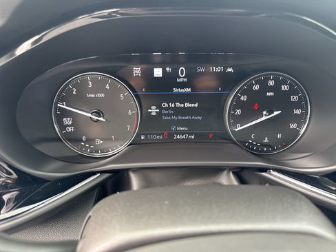 Certified 2022 Buick Envision Avenir w/ Technology Package II AWD/4WD image 10