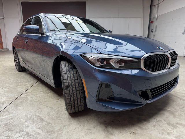 Used 2026 BMW 330i xDrive Sedan AWD/4WD image 8