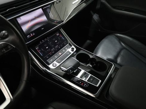 Used 2024 Audi Q7 3.0T Premium Plus AWD/4WD image 25