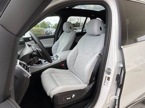 New 2026 BMW X5 sDrive40i image 11