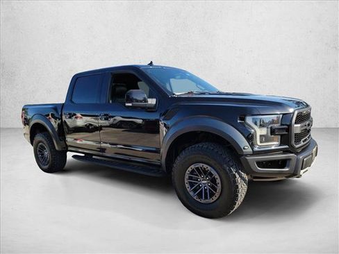 Used 2019 Ford F150 Raptor w/ Equipment Group 802A Luxury AWD/4WD image 3
