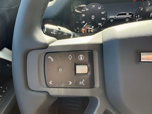Used 2026 Land Rover Defender 110 S AWD/4WD image 23