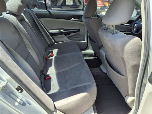 Used 2011 Honda Accord LX-P image 10