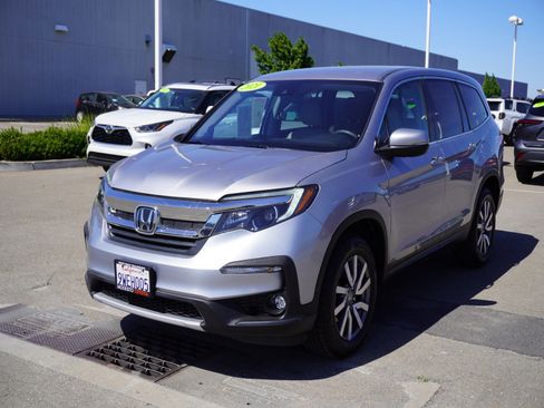 Used 2021 Honda Pilot EX image 7