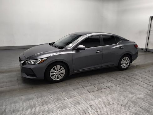 Used 2022 Nissan Sentra S FWD image 2