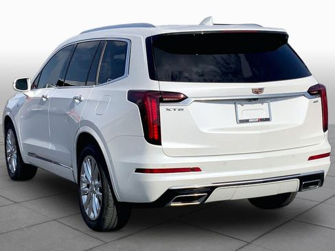 Used 2020 Cadillac XT6 Premium Luxury FWD image 12