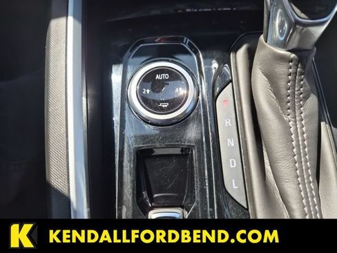 Used 2024 Chevrolet Colorado LT w/ LT Convenience Package III AWD/4WD image 19
