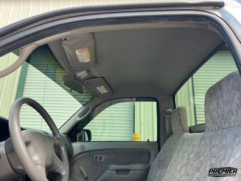 Used 2004 Toyota Tacoma 2WD Regular Cab w/ Enhancement Pkg image 53