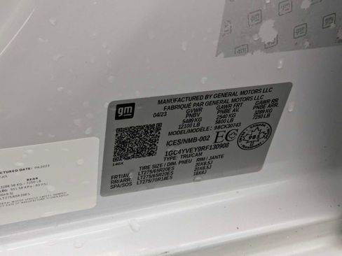 Used 2024 Chevrolet Silverado 3500 High Country w/ High Country Premium Package image 35