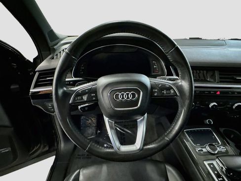 Used 2017 Audi Q7 3.0T Premium Plus w/ Premium Plus Package AWD/4WD image 11