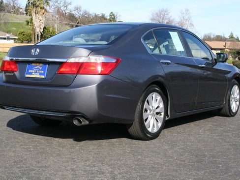 Used 2013 Honda Accord EX image 5