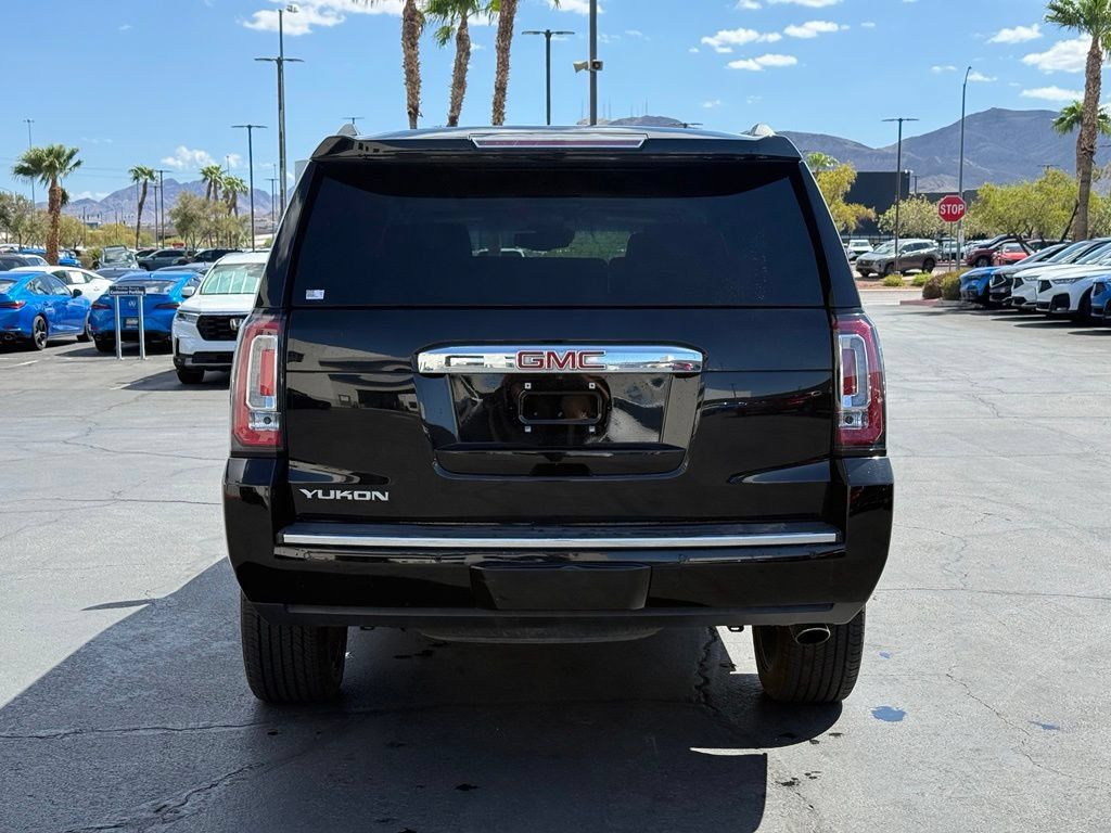 Used 2017 GMC Yukon Denali w/ Open Road Package RWD image 4