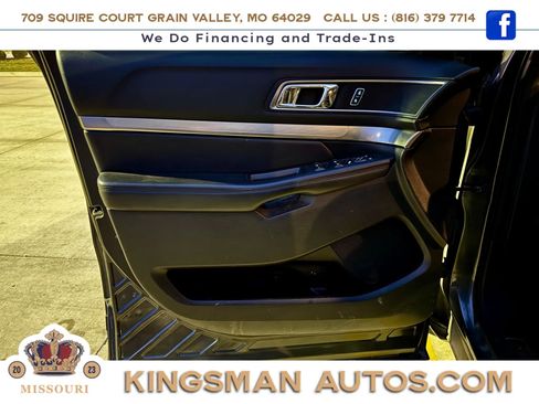 Used 2018 Ford Explorer XLT image 8