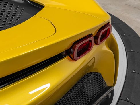 Used 2022 Ferrari SF90 Spider AWD/4WD image 46