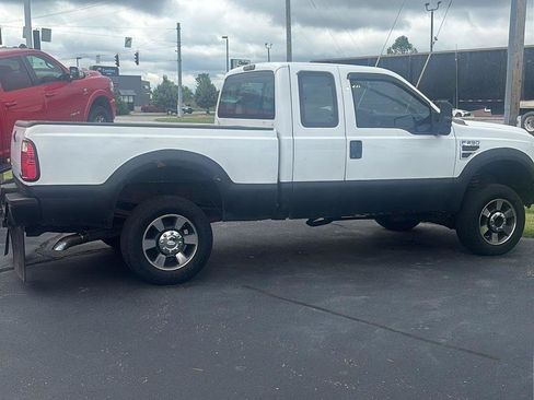Used 2008 Ford F250 XL AWD/4WD image 1