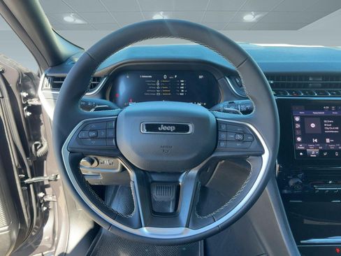 New 2026 Jeep Grand Cherokee L Laredo AWD/4WD image 17