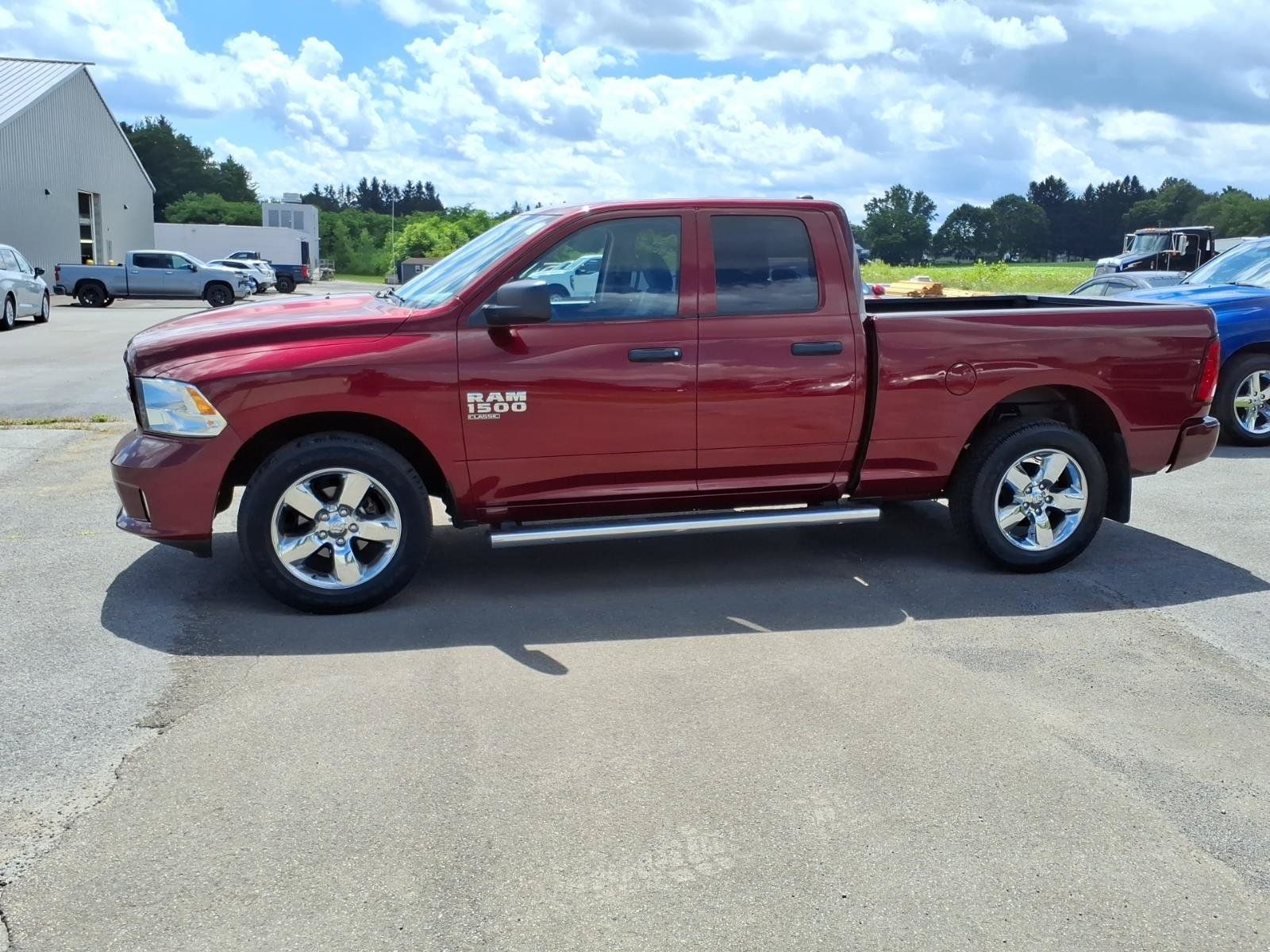 Used 2019 RAM 1500 Express w/ Express Value Package AWD/4WD image 8