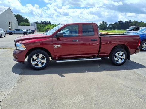 Used 2019 RAM 1500 Express w/ Express Value Package AWD/4WD image 8