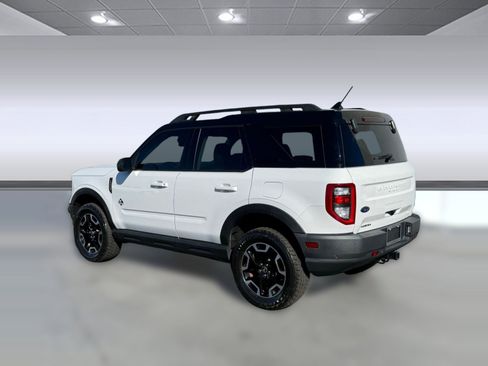 Used 2022 Ford Bronco Sport Outer Banks w/ Tech Package image 3
