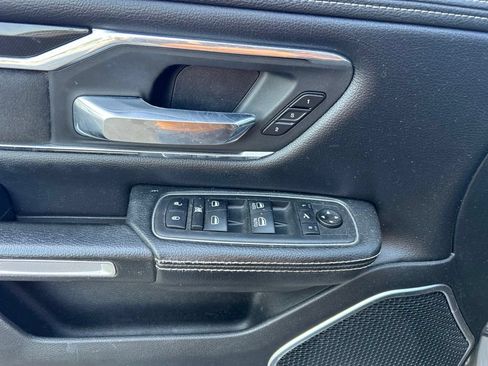 Used 2019 RAM 1500 Laramie w/ Sport Appearance Package AWD/4WD image 16