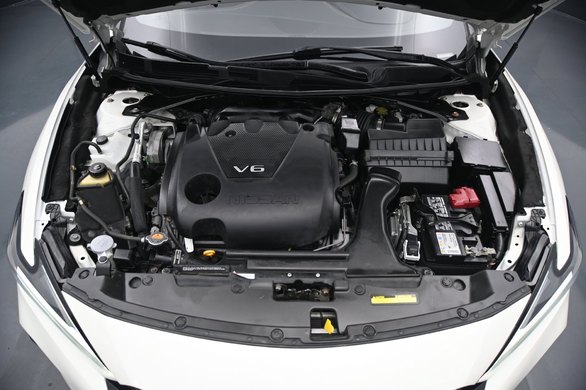 Used 2021 Nissan Maxima SR FWD image 25