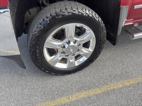 Used 2019 Chevrolet Silverado 2500 LTZ w/ Duramax Plus Package AWD/4WD image 11