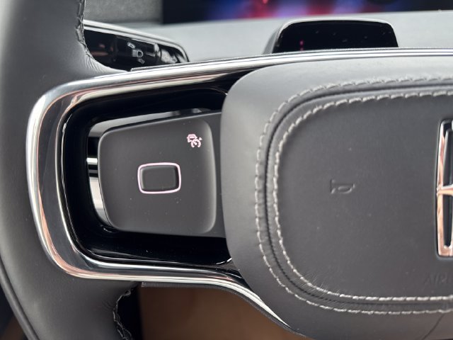 New 2027 Lincoln Navigator Reserve w/ Jet Appearance Package AWD/4WD image 28