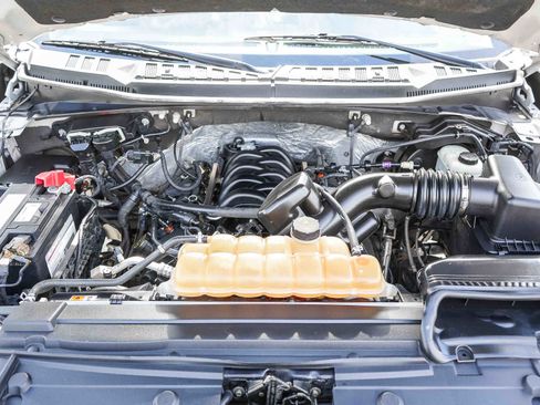 Used 2017 Ford F150 XLT image 25