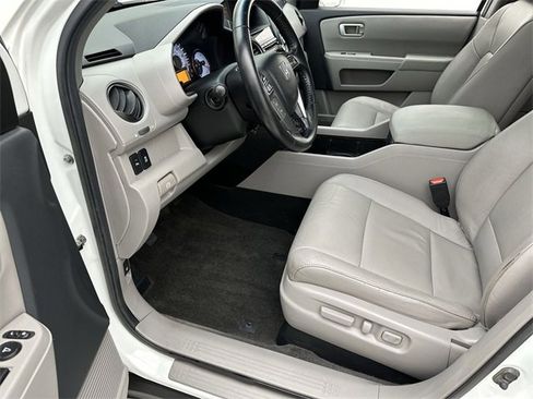 Used 2012 Honda Pilot Touring image 11