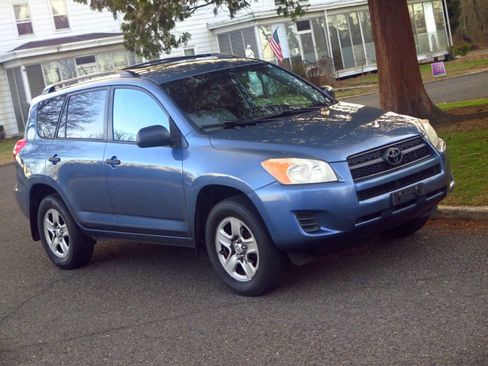 Used 2012 Toyota RAV4 Base 4dr SUV w/ Value Pkg image 20