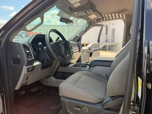 Used 2019 Ford F250 XLT w/ XLT Premium Package image 21
