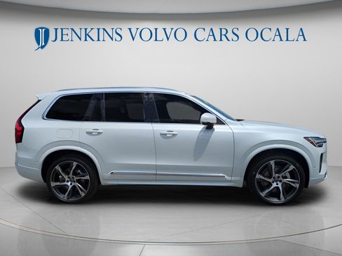 New 2025 Volvo XC90 B6 Ultra w/ Lounge Package image 2