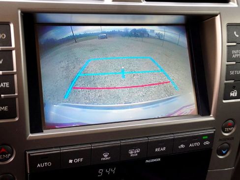 Used 2017 Lexus GX 460 image 14