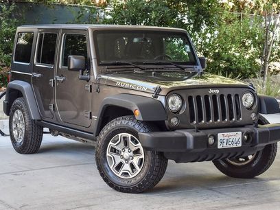Used 2018 Jeep Wrangler Unlimited Rubicon w/ Connectivity Group