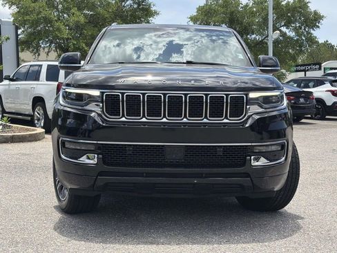 Used 2024 Jeep Wagoneer L Series II RWD image 30
