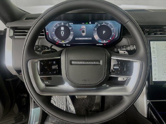 New 2026 Land Rover Range Rover Long Wheelbase SE AWD/4WD image 12