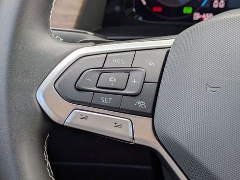 New 2026 Volkswagen Atlas SE image 26