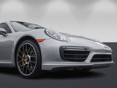 Used 2017 Porsche 911 Turbo S image 9