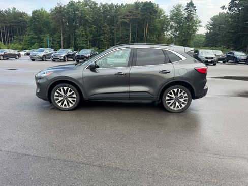 Used 2020 Ford Escape Titanium AWD/4WD image 6
